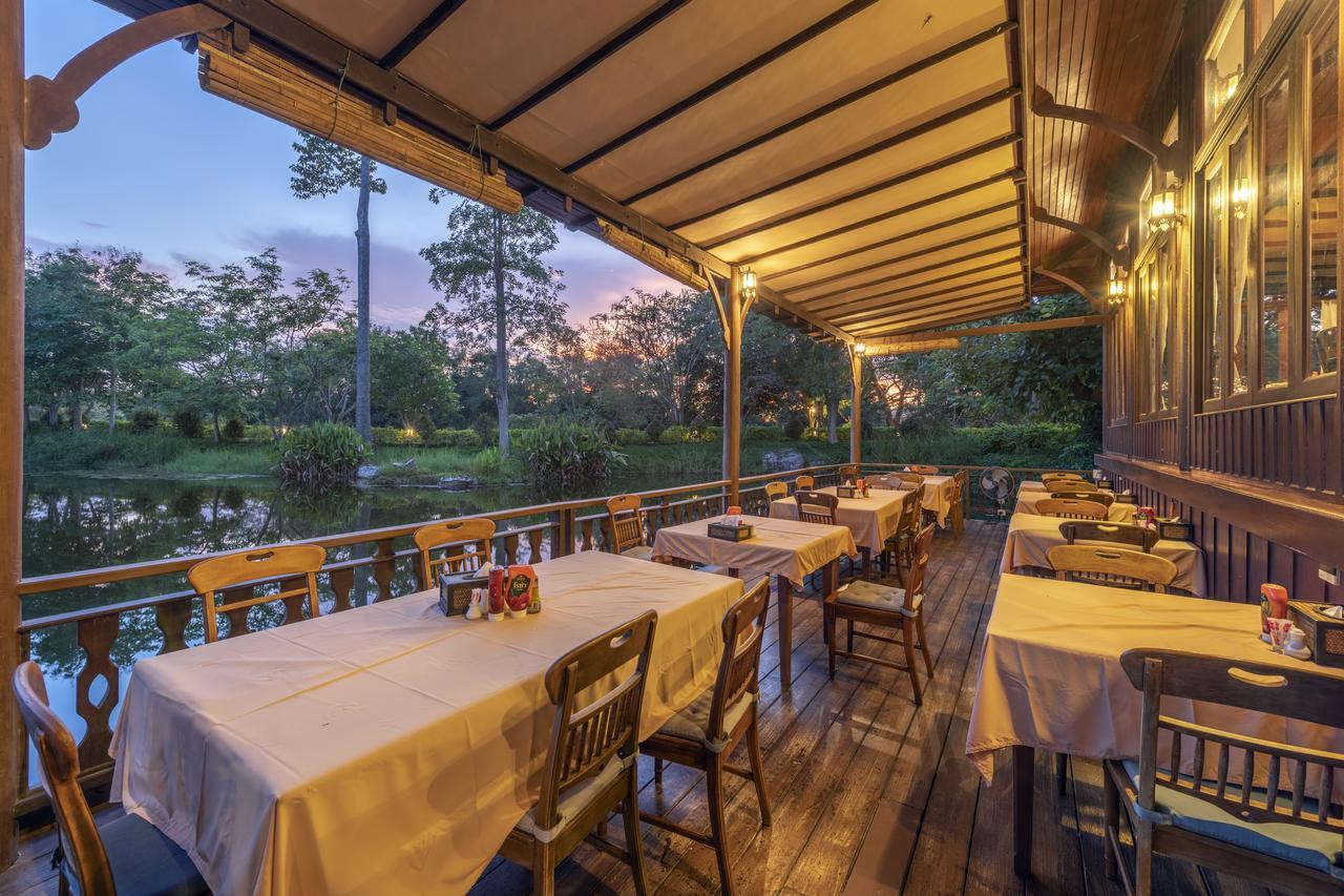 Vana Varin Resort Hua Hin Esterno foto